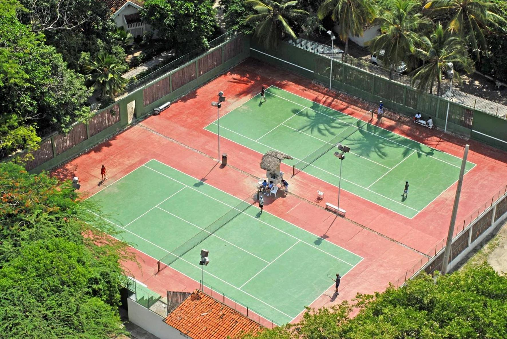 Hotel Irotama Lago Santa Marta  Exterior foto Tennis courts
